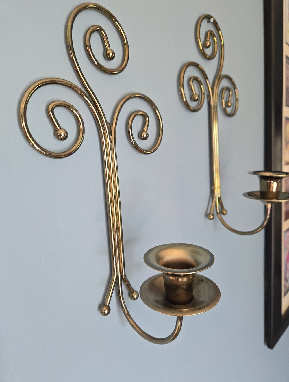Vintage Home Interiors & Gifts Brass Scroll Wall Sconces - Set of 2 - Picture 2 of 11